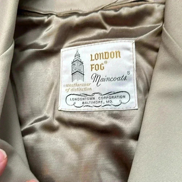 Vintage London Fog Cream Trench Coat with Silk and Fleece Line 42 Long - Picture 3 of 10